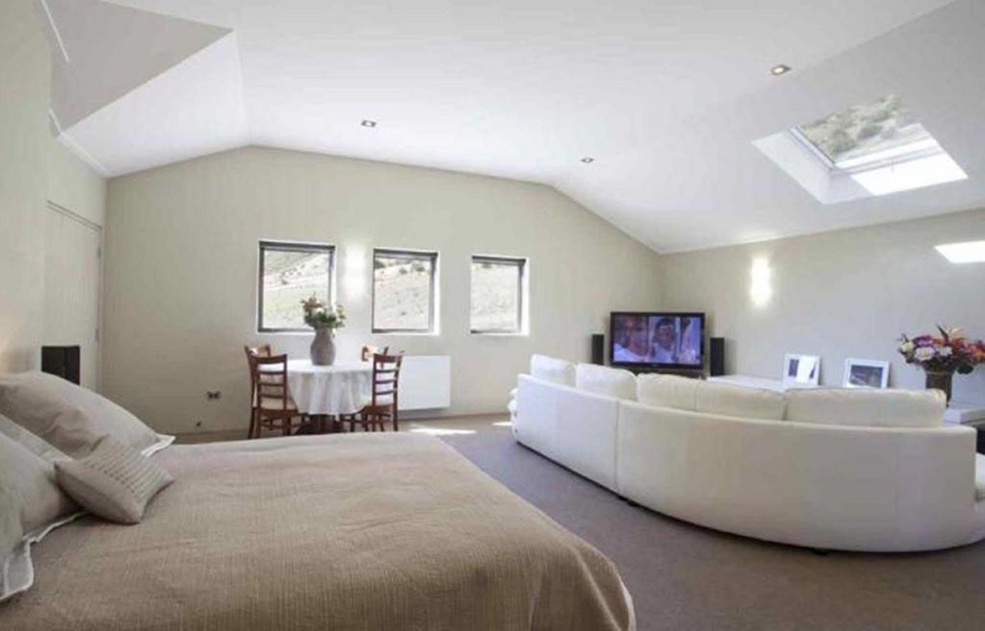 Gibbston House Boutique B&B ภายนอก รูปภาพ